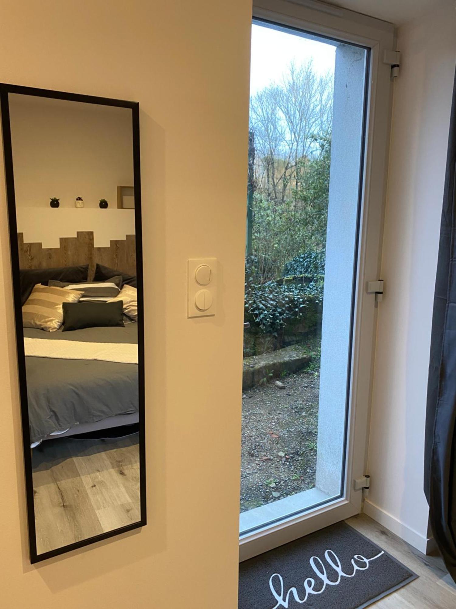 Maisonnette 2/4 Personnes En Bord De Sevre Cugand エクステリア 写真